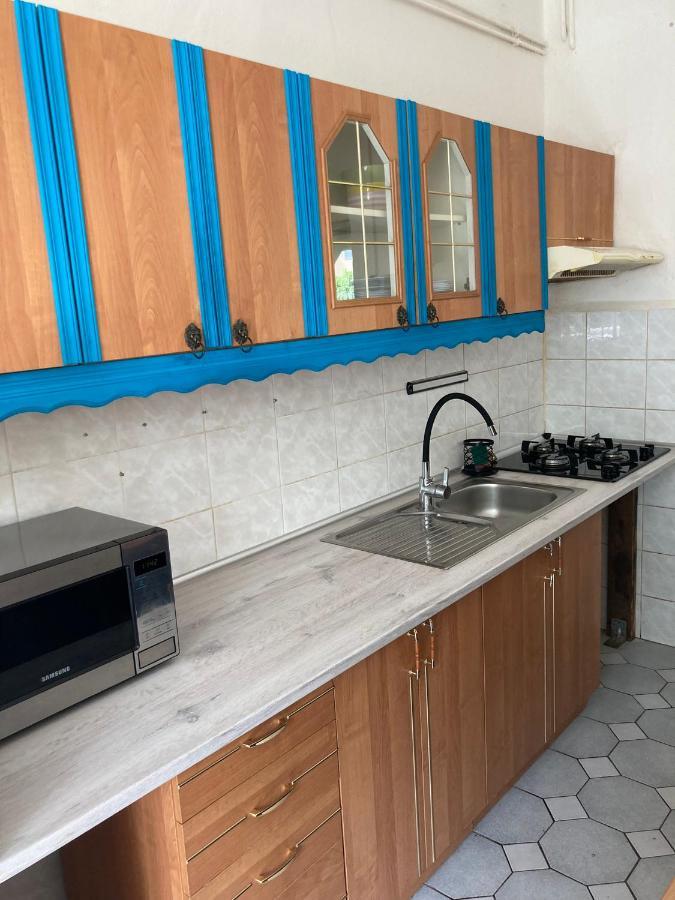 Ostresany Prijemny Apartman Se Zahradou מראה חיצוני תמונה